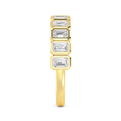 Bianca Emerald Band - yellow gold - side/angle view