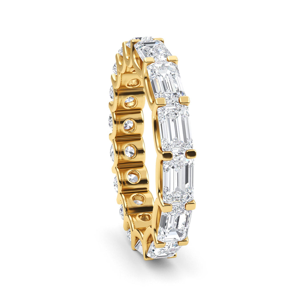Siena Emerald Round Band - yellow gold side view