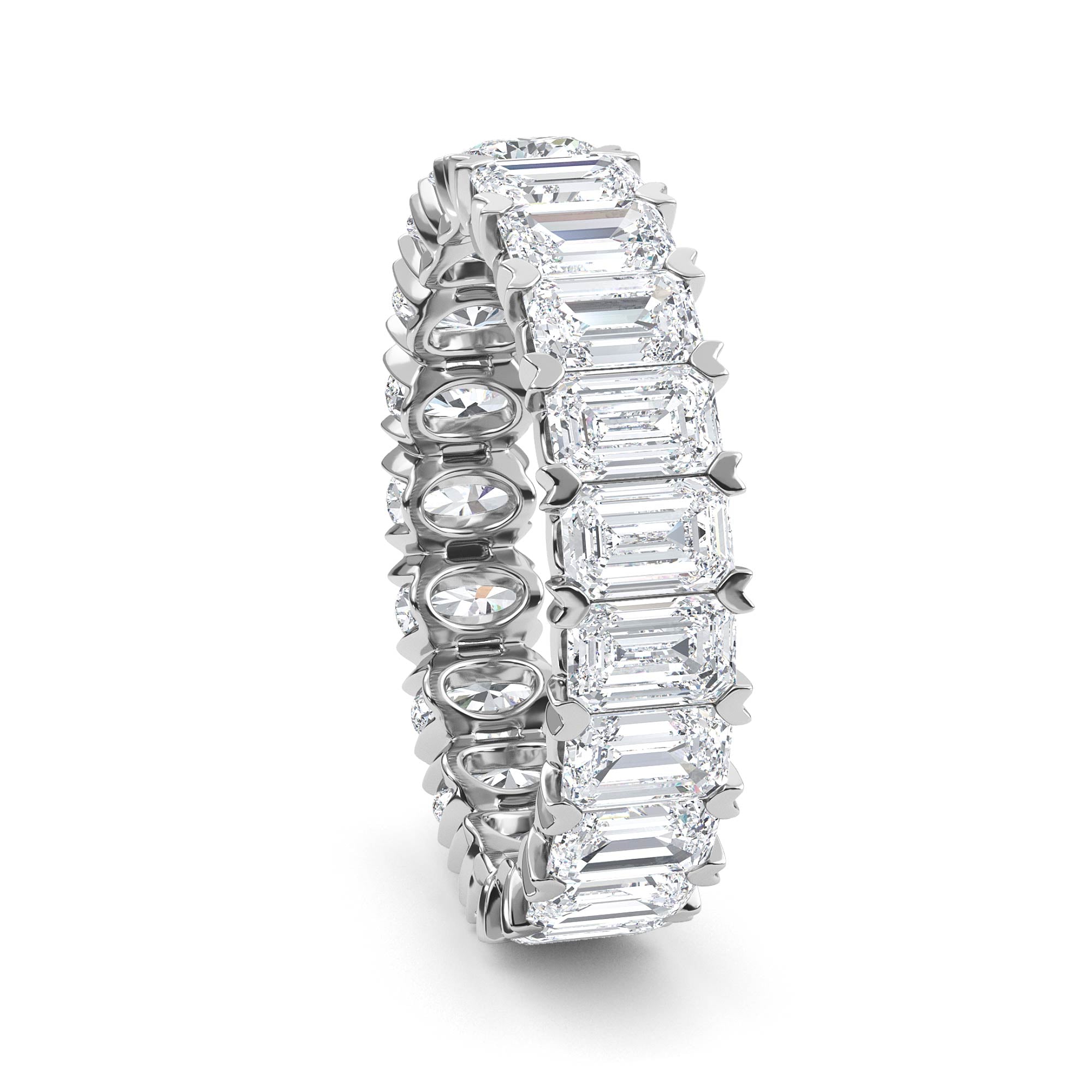 Veneto Ring - white gold - side/angle view